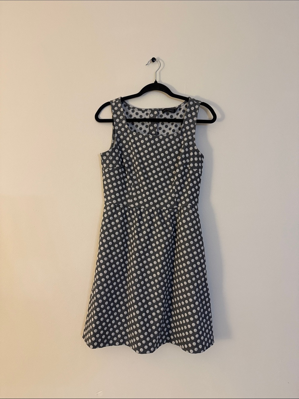 The Limited Gray & White Polka Dot Fit-and-Flare Dress — Size 6